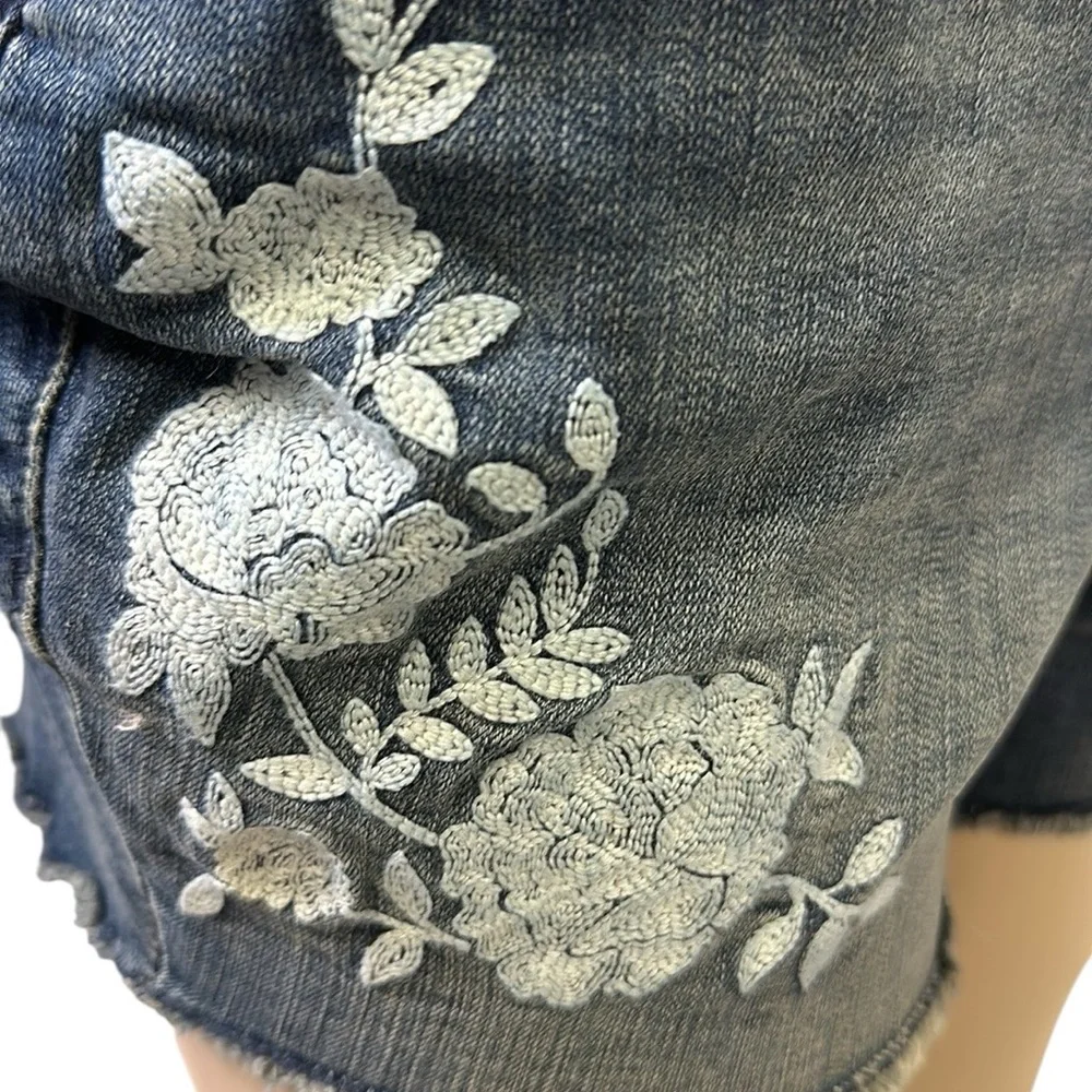 torrid Dark Wash Denim Shorts with White Floral Embroidery